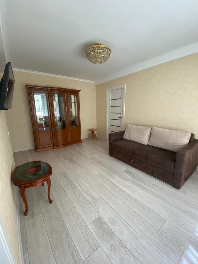 Apartment On Prospiekt Pobiedy 18